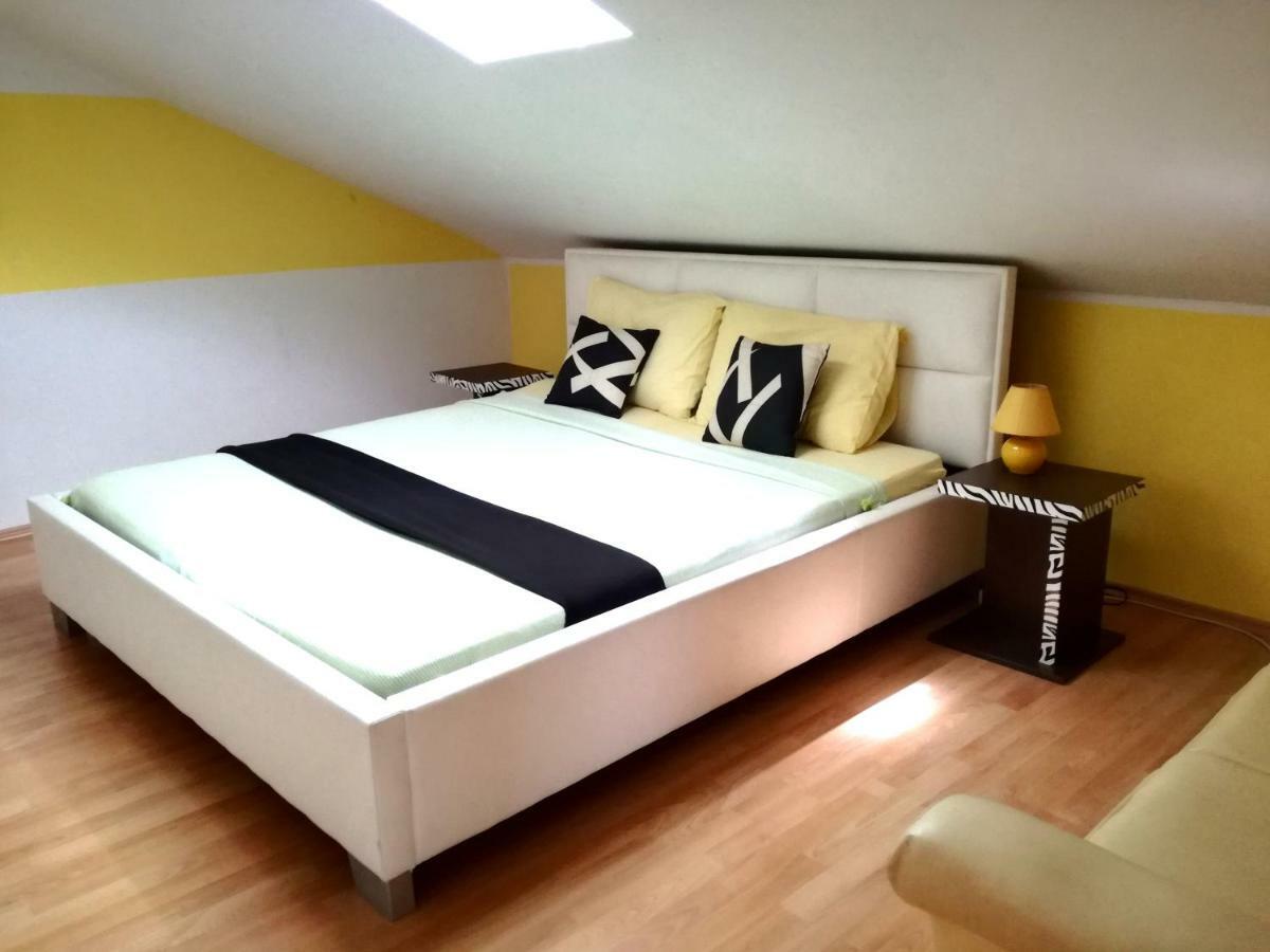 Apartments Suzi Crikvenica Ngoại thất bức ảnh